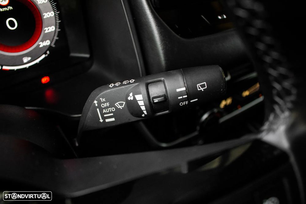 Nissan Qashqai 1.3 DIG-T MHEV N-Connecta - 18