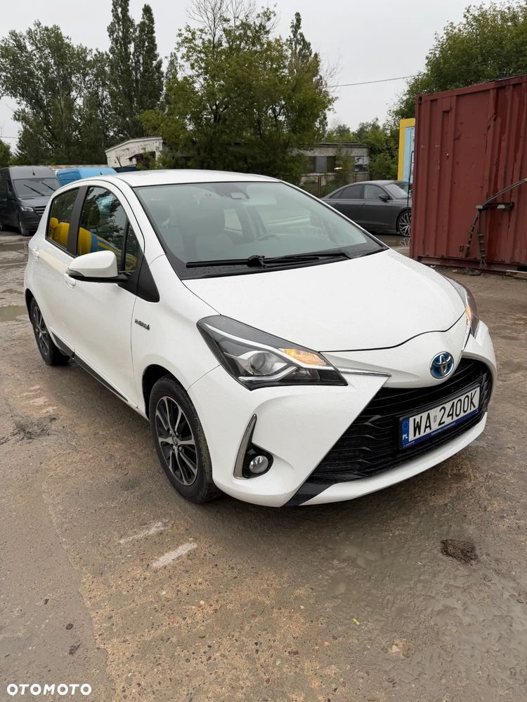 Toyota Yaris Hybrid 100 Active EU6 - 2