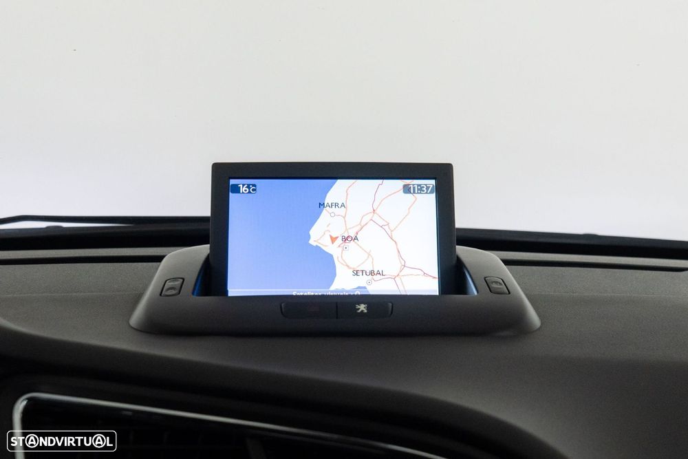 Peugeot 5008 1.6 E-HDi 7L Allure 2-Tronic - 23