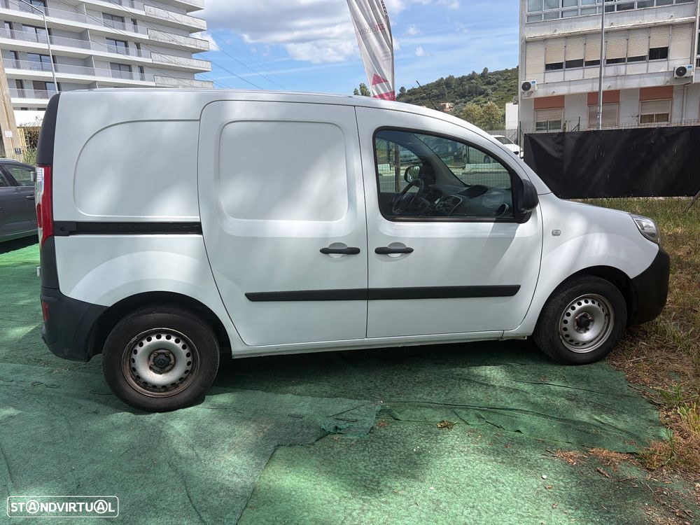 Renault KANGOO - 8