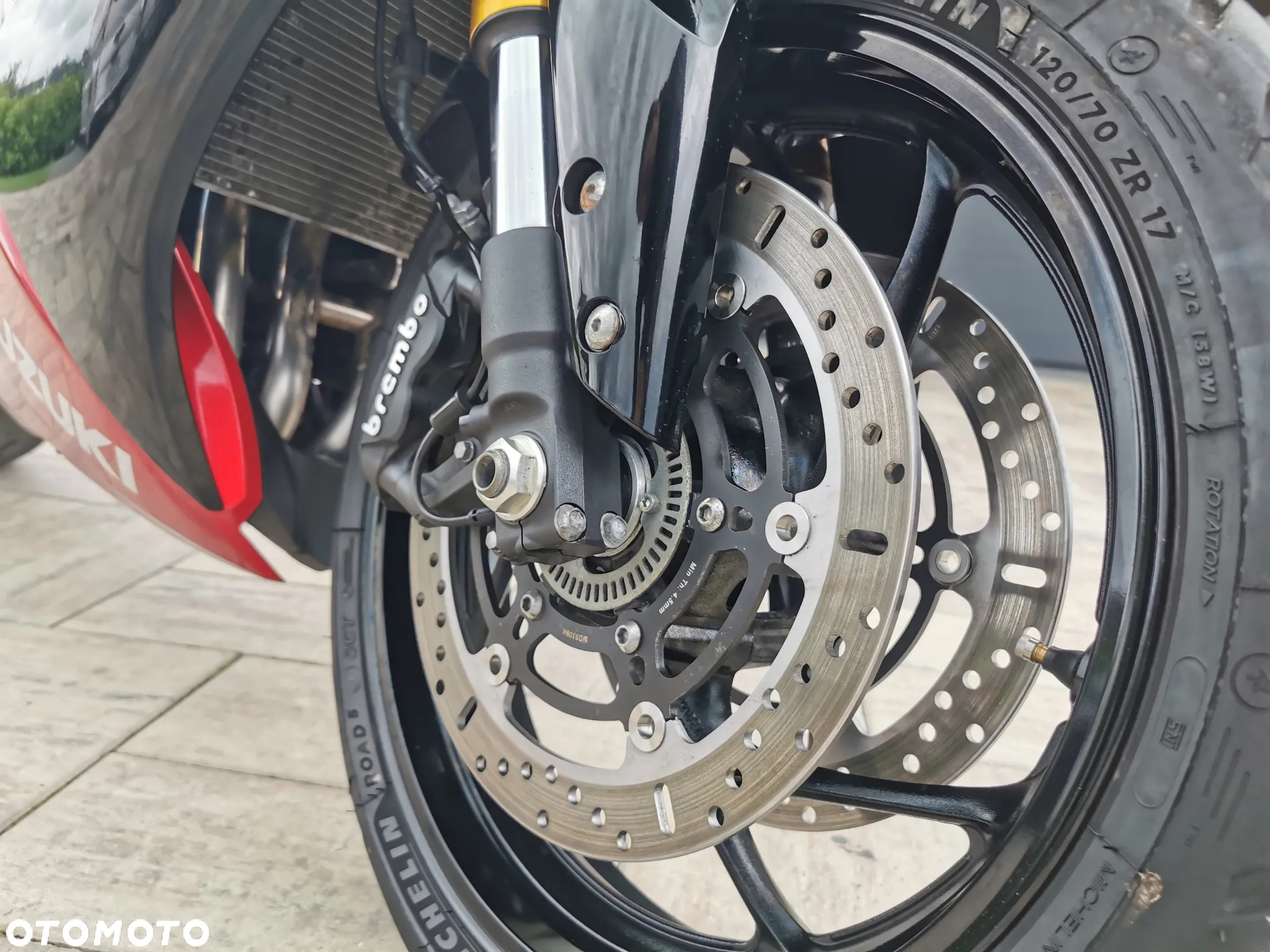 Suzuki GSX - 25