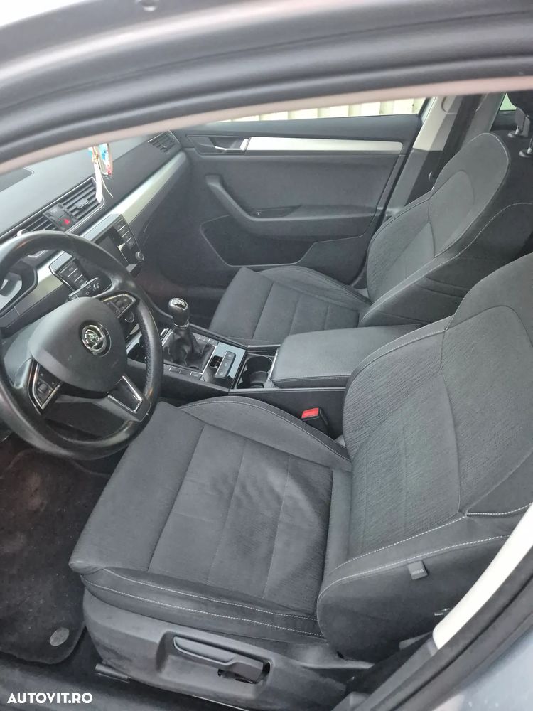 Skoda Superb 2.0 TDI Ambition - 7