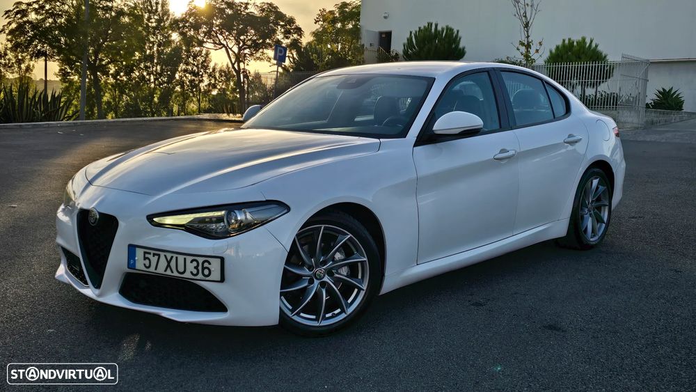 Alfa Romeo Giulia 2.2 D Super - 1