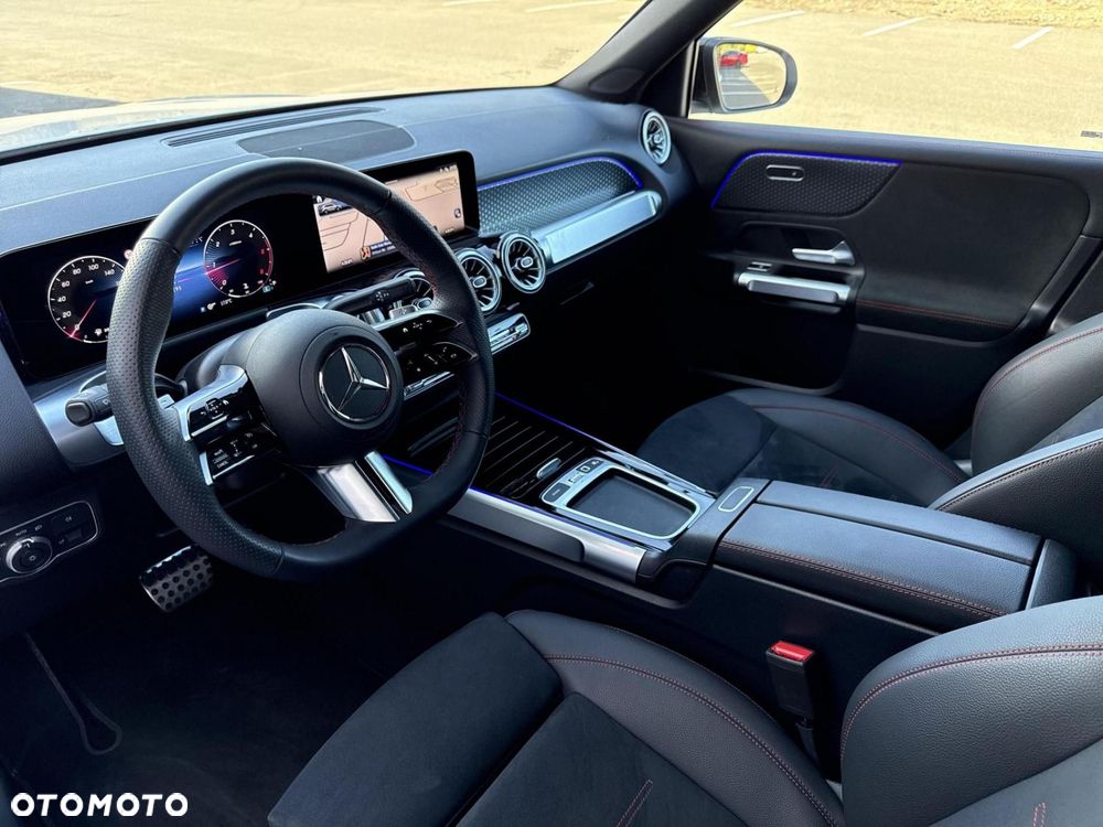 Mercedes-Benz GLB 200 d AMG Line 8G-DCT - 11