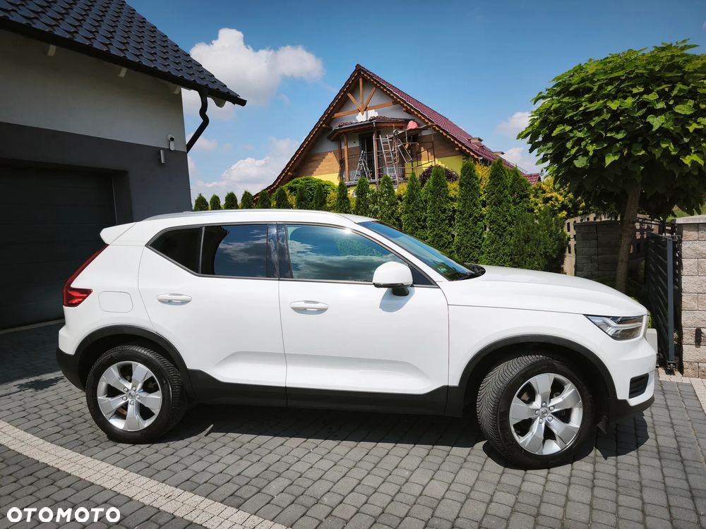 Volvo XC 40 T3 Momentum - 23