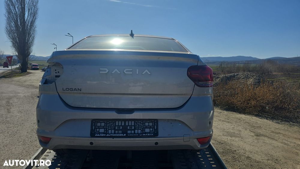 Dacia Logan TCe 90 MT6 Prestige+ - 8