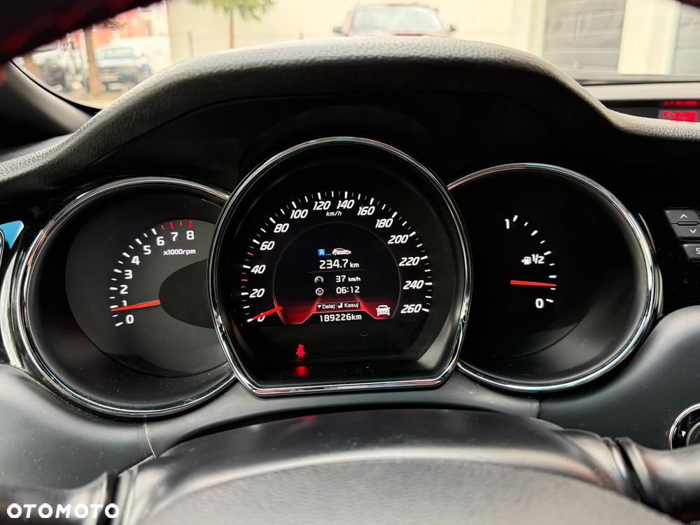 Kia Ceed Cee'd 1.6 T-GDI GT - 9