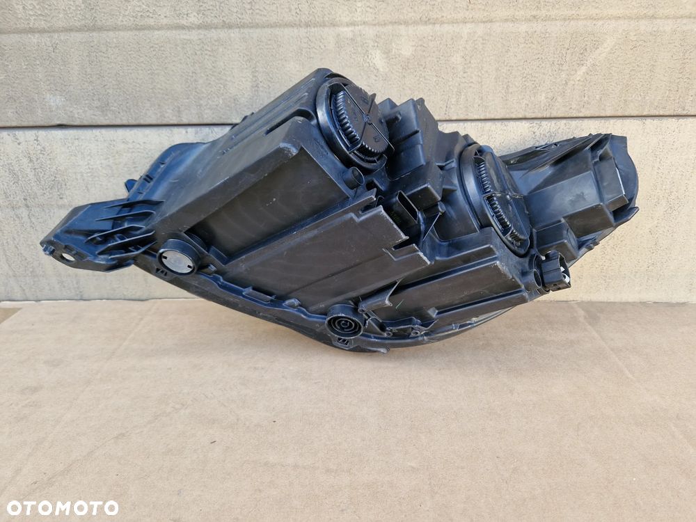 OPEL CORSA F LAMPA REFLEKTOR PRAWA LEWA PRZÓD PRZEDNIA 39162649 - 5