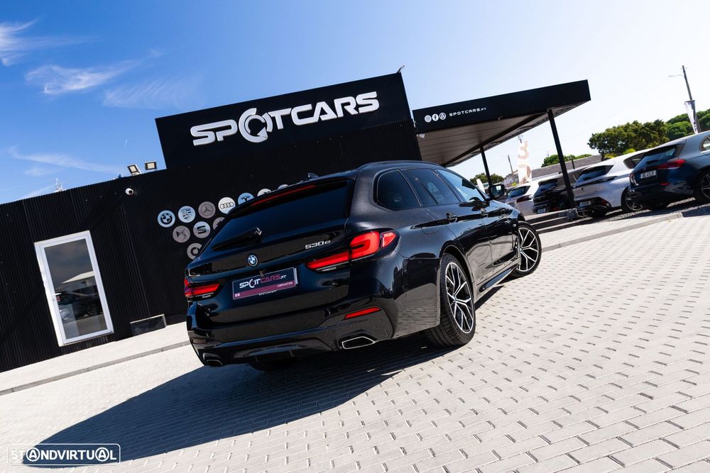 BMW 530 e Pack Desportivo M - 7
