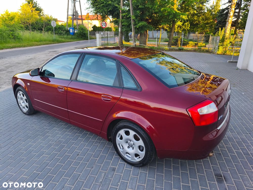 Audi A4 Limousine - 18