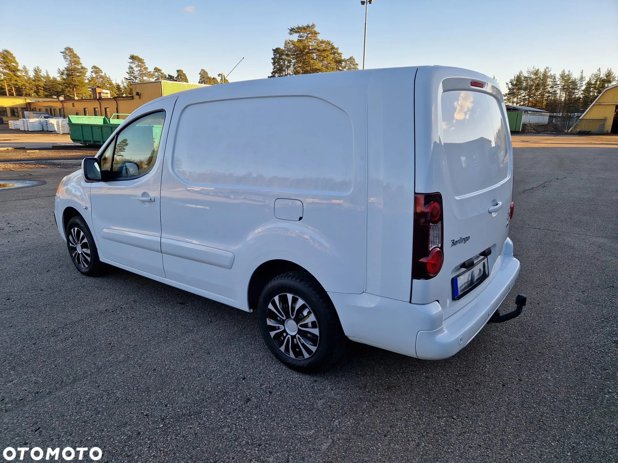 Citroën Berlingo 1.6 HDi Van Automat L2 long 2017 3 miejsca FV-M - 4