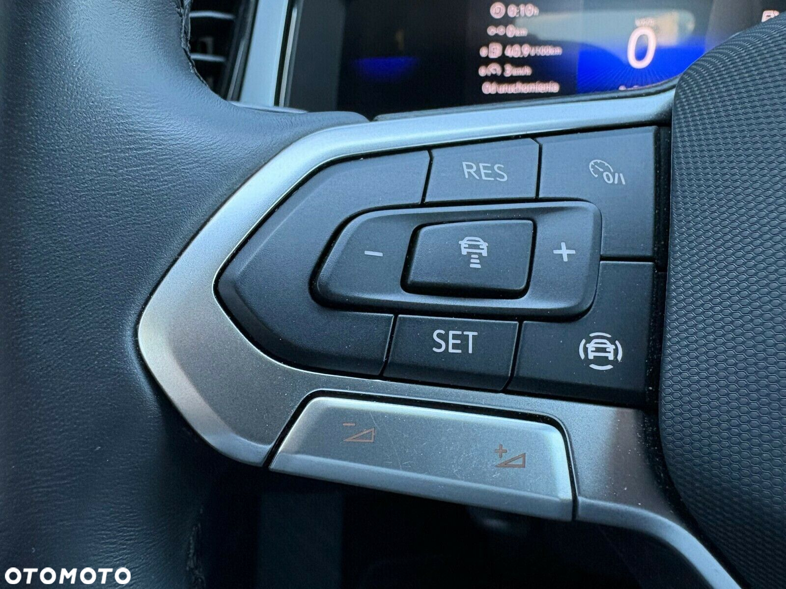 Volkswagen T-Roc - 20