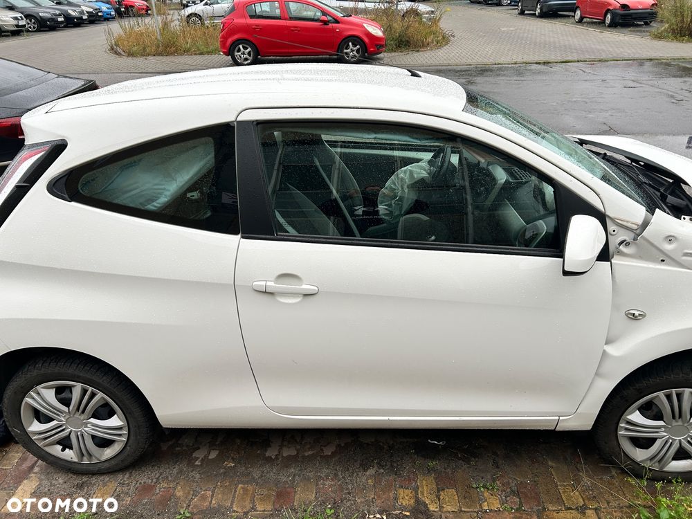 Toyota Aygo - 12