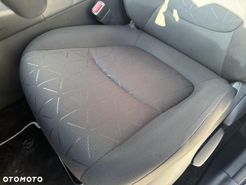 Toyota RAV4 2.5 Hybrid Comfort 4x2 - 17