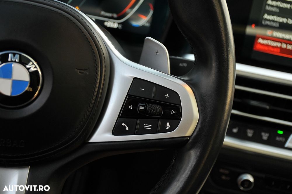 BMW Seria 3 330d xDrive AT MHEV - 32