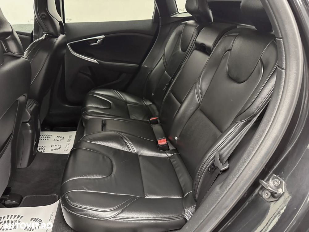 Volvo V40 D2 ECO Momentum - 19