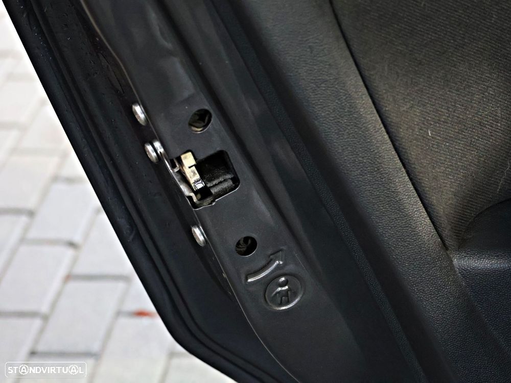 Opel Corsa 1.2 Enjoy - 38