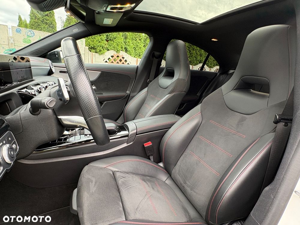 Mercedes-Benz CLA 250 4Matic 8G-DCT Edition AMG Line - 24