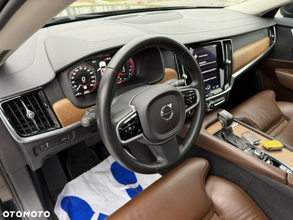 Volvo S90 - 18