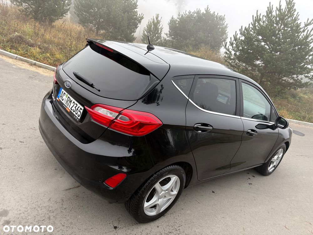 Ford Fiesta 1.0 EcoBoost S&S TITANIUM - 32