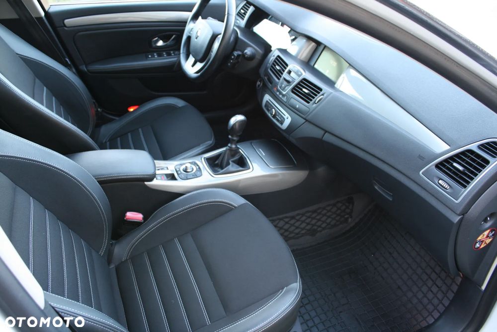 Renault Laguna 2.0 Authentique - 12