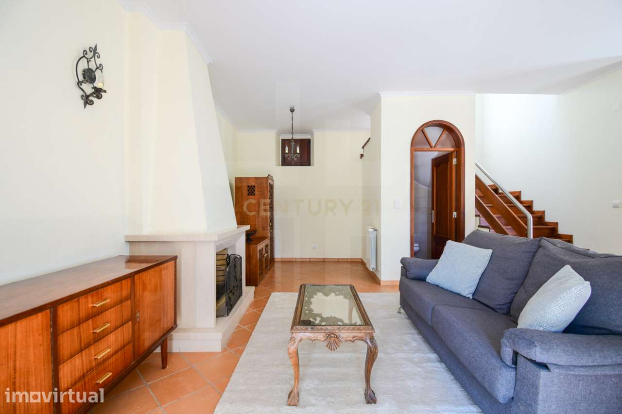Moradia T2 com Jardim e Alpendre Exclusivos | São Pedro do Estoril - Grande imagem: 5/46