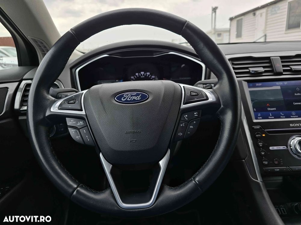 Ford Mondeo - 17