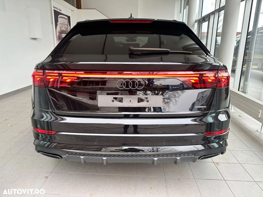 Audi Q8 SUV TFSI e quattro 290 kW tiptronic S line business - 5