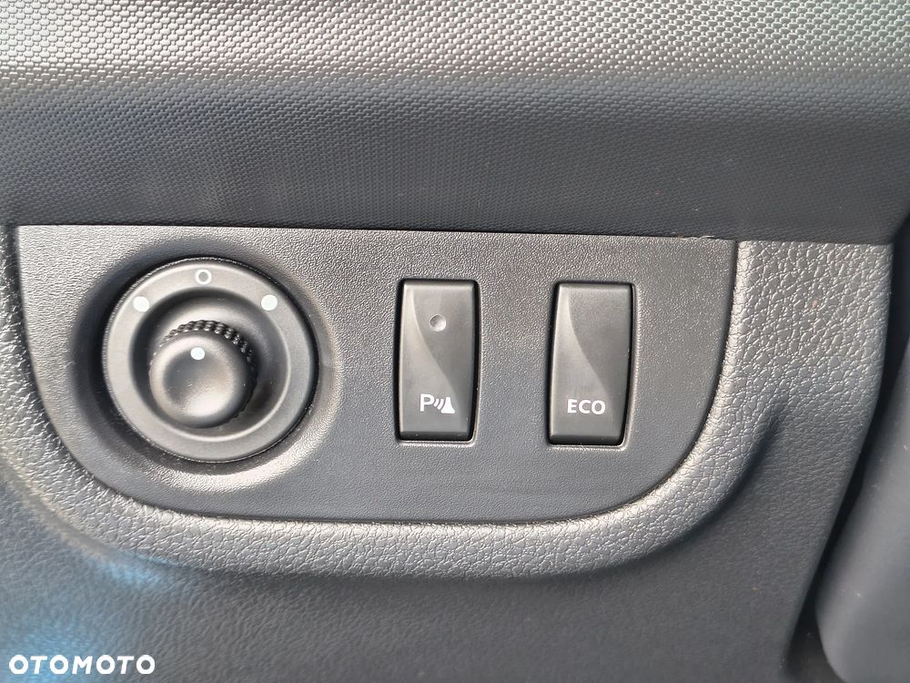 Dacia Sandero - 13
