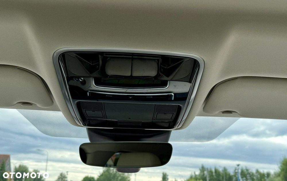 Land Rover Range Rover Velar 2.0 TD4 HSE - 35