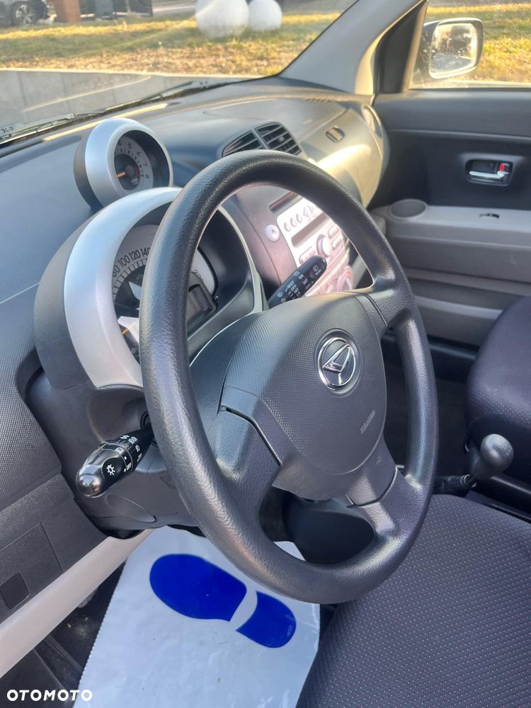 Daihatsu Sirion 1.3 - 17
