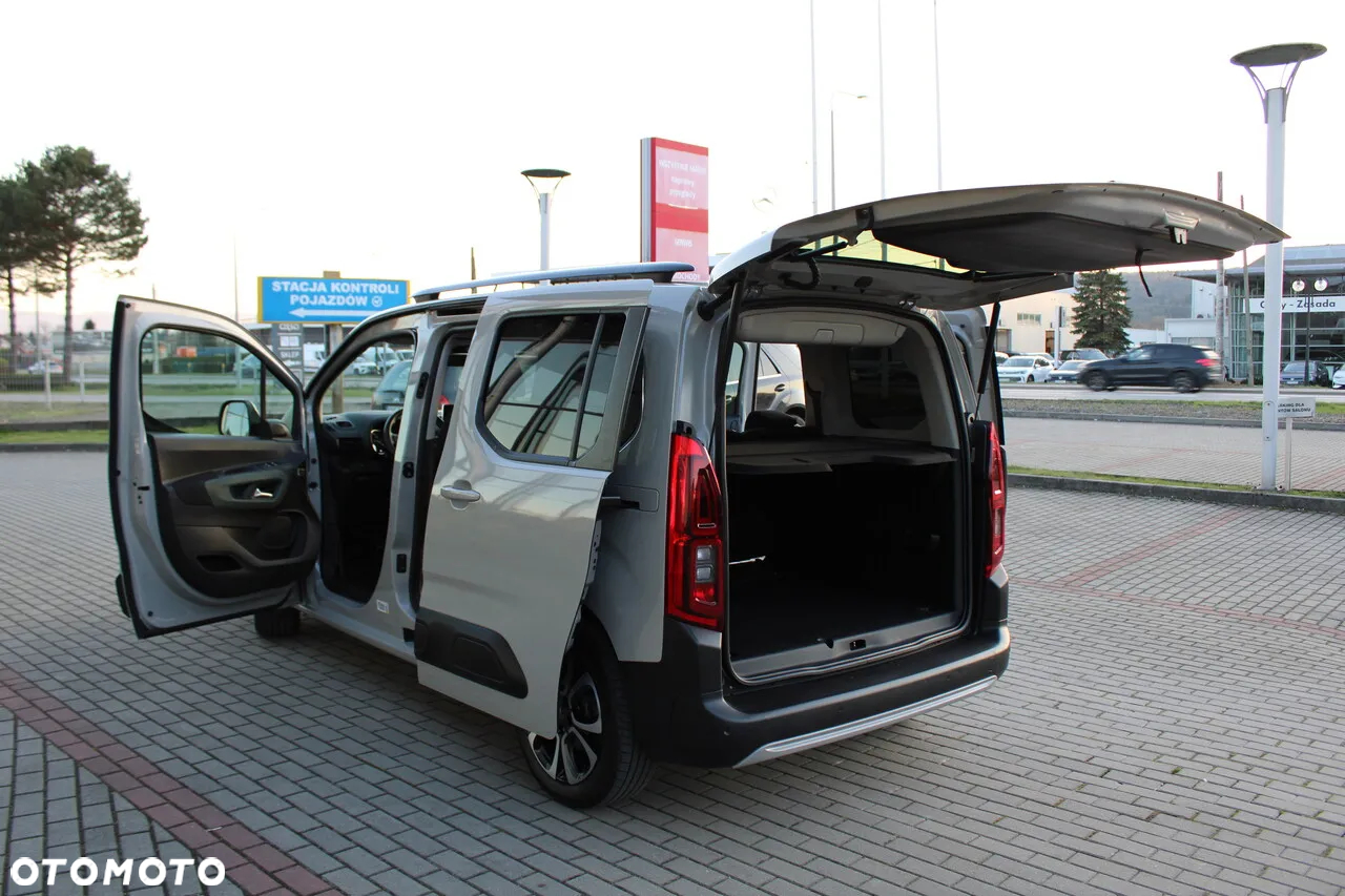 Citroën Berlingo M PureTech 130 EAT8 SHINE - 19