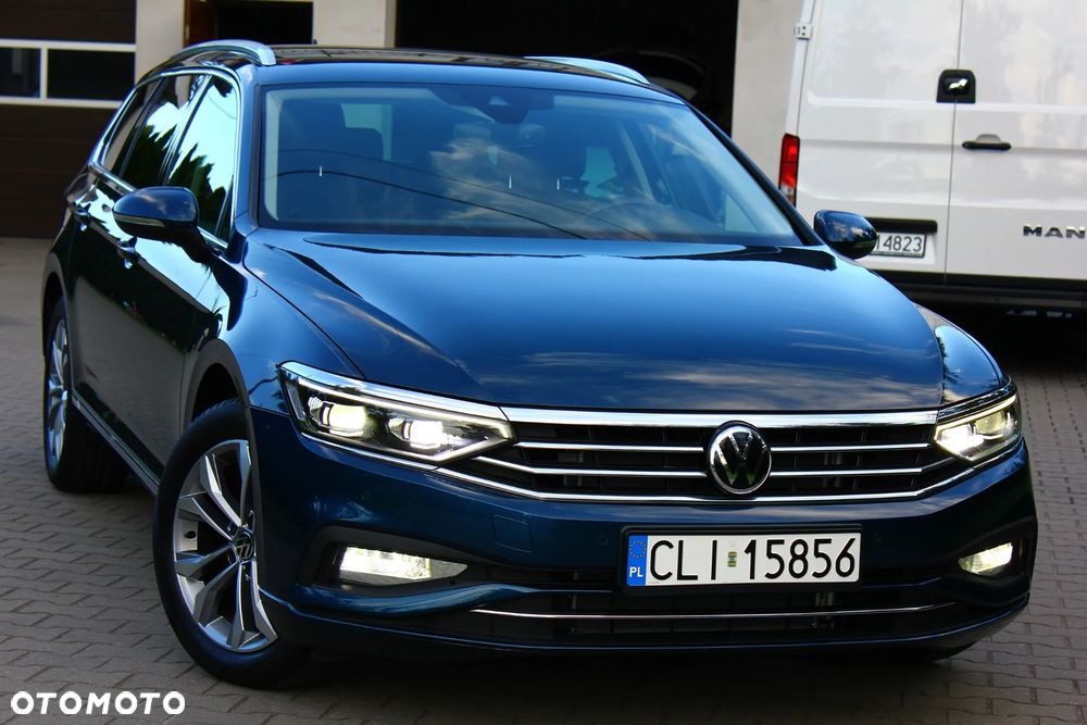 Volkswagen Passat 2.0 TDI SCR DSG Elegance - 2
