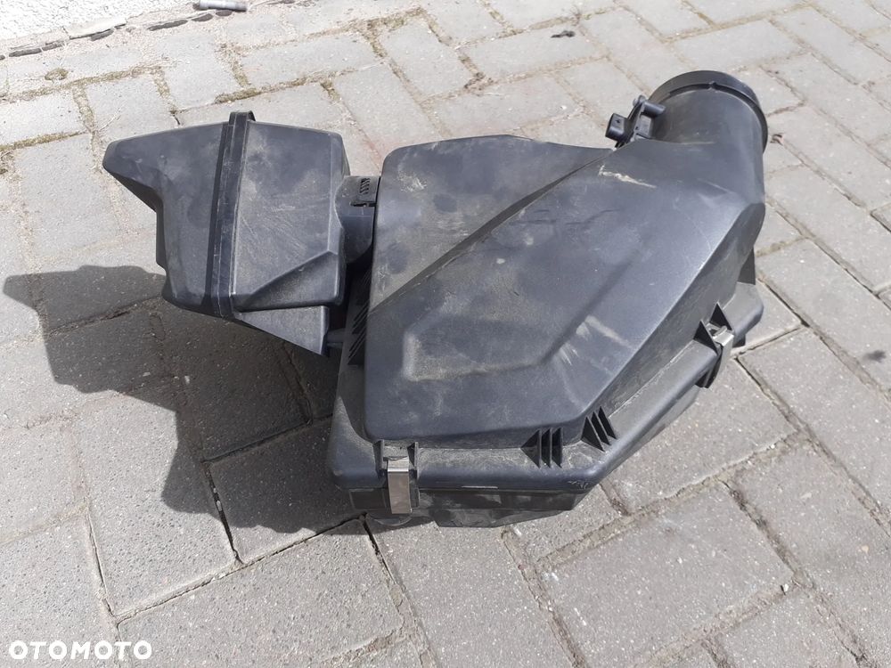 BMW 3 G20 G21 Obudowa Filtra Powietrza 4.0i - 1