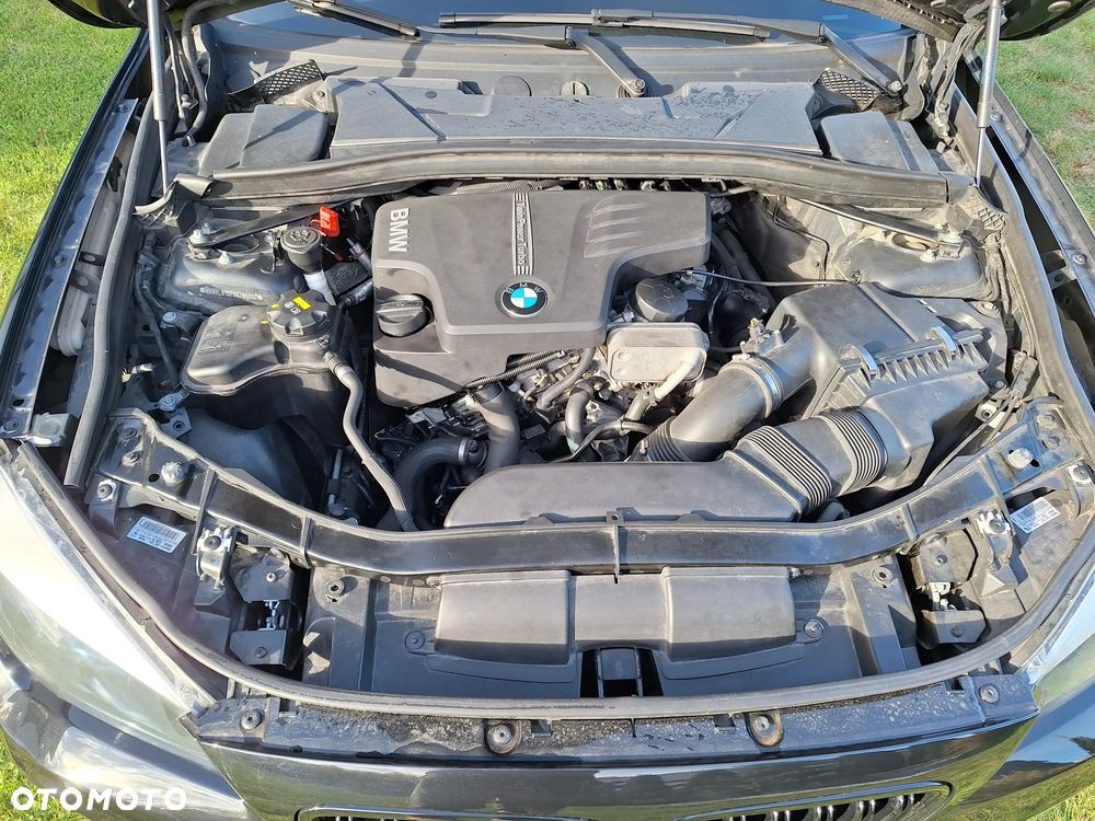 BMW X1 sDrive20i Sport Line - 13