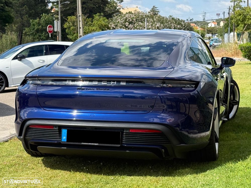 Porsche Taycan - 3