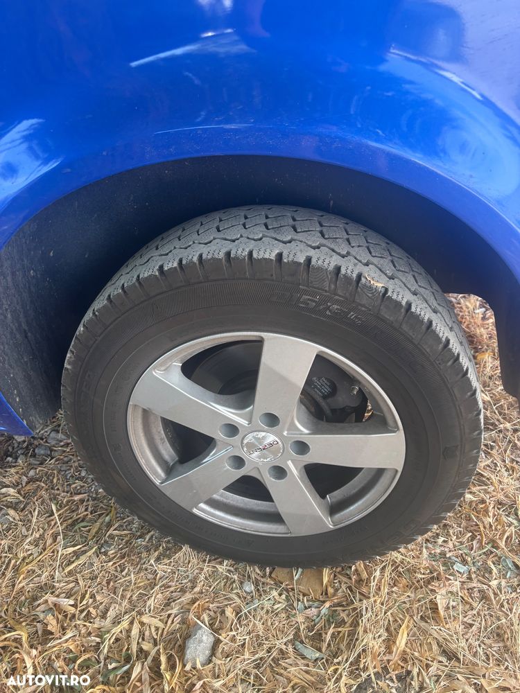 Volkswagen Multivan - 11