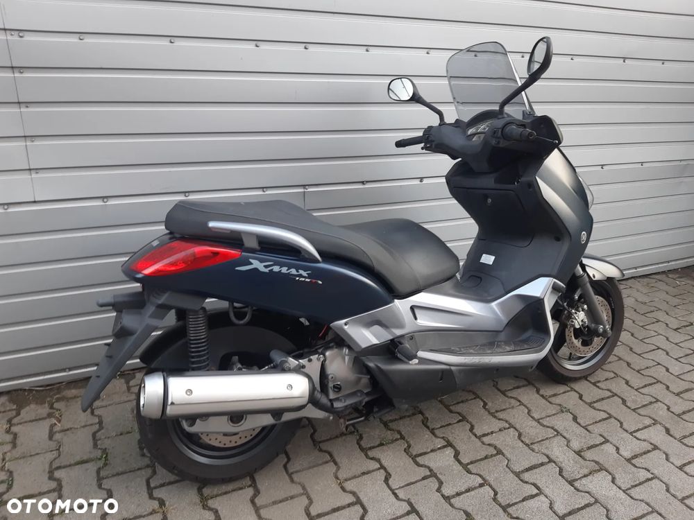 Yamaha X-max - 5
