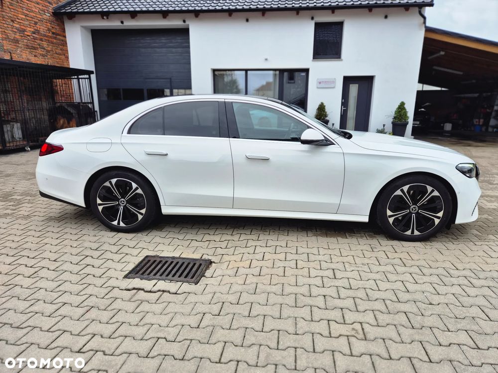 Mercedes-Benz Klasa E 220 d Avantgarde - 8