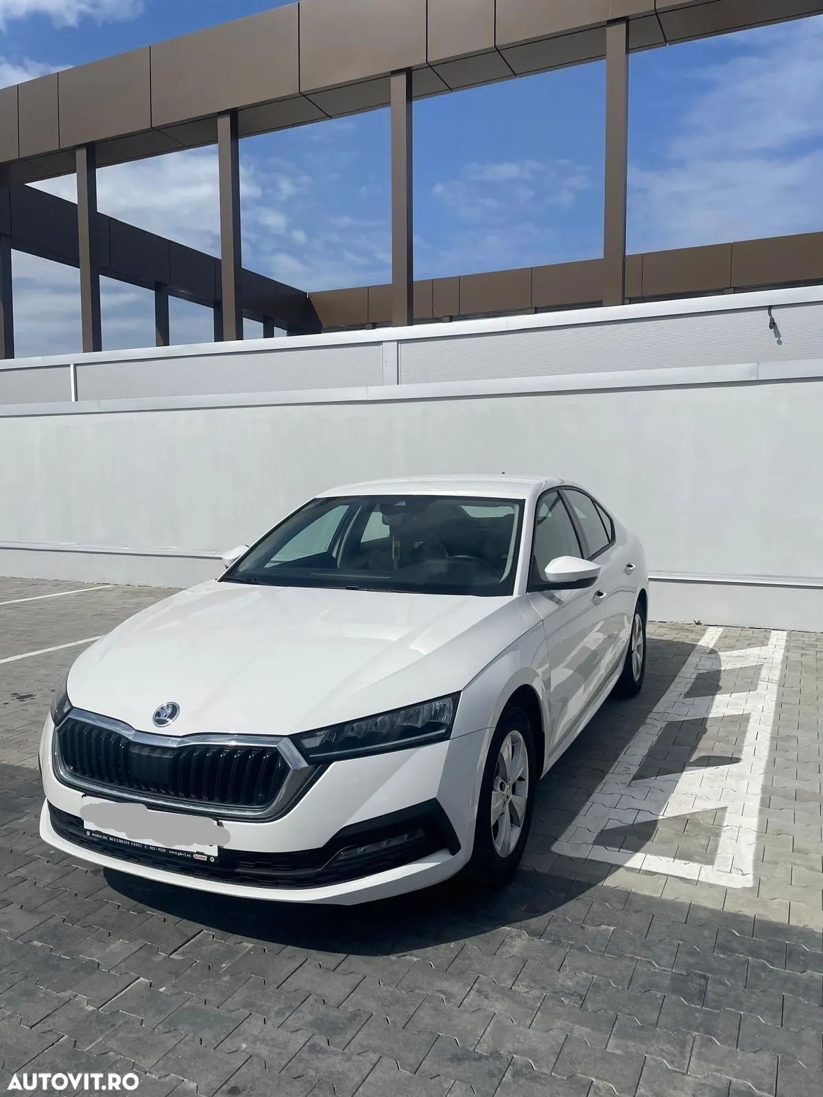 Skoda Octavia 2.0 TDI DSG Style - 1
