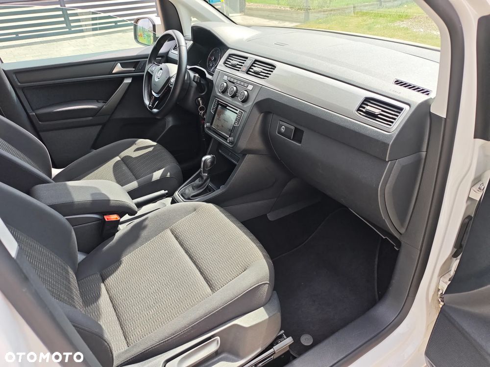 Volkswagen Caddy - 11