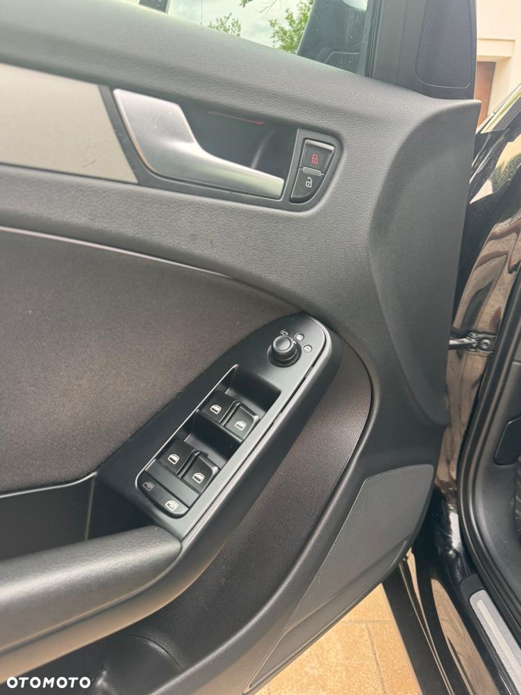 Audi A4 Avant 1.8 TFSI Ambiente - 9