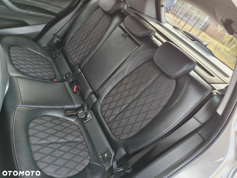 BMW X1 xDrive18d - 21