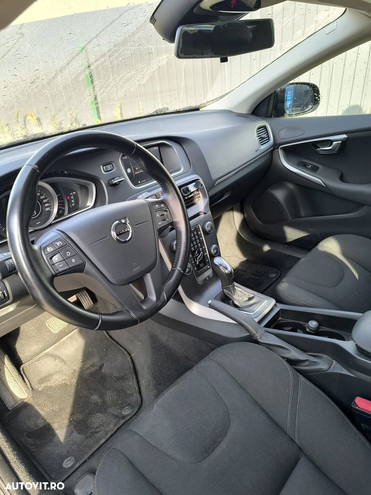 Volvo V40 D2 Aut. Kinetic - 7