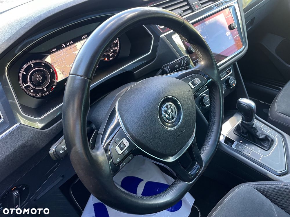 Volkswagen Tiguan - 18