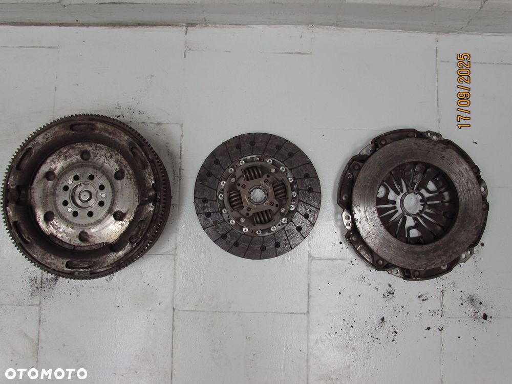 VW CRAFTER 2.5 TDI 09-11 SPRZEGLO KOLO DWUMASOWE TARCZA 9 mm DOCISK - 6