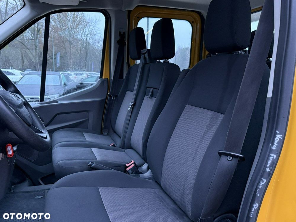 Ford Transit - 11