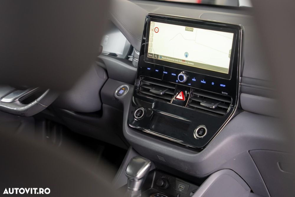 Hyundai IONIQ 1.6 GDI Premium - 13