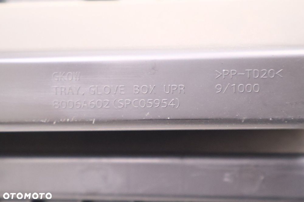 MITSUBISHI ECLIPSE CROSS SCHOWEK PASAŻERA 8006A602 - 7