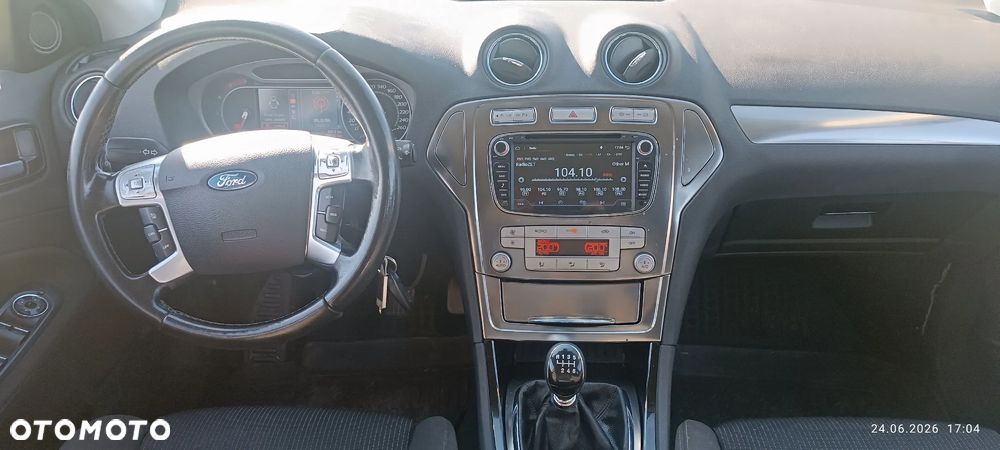 Ford Mondeo - 4